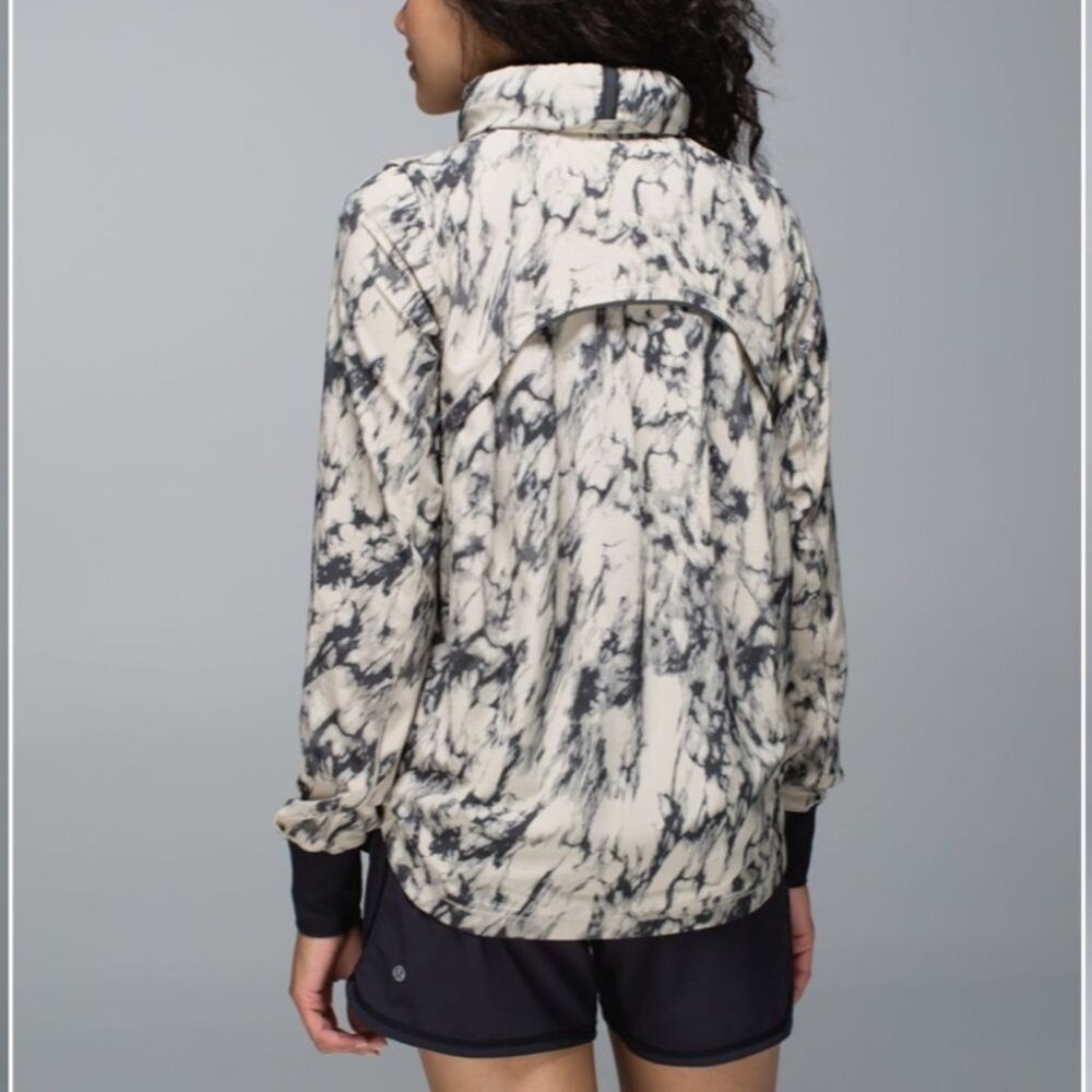 Lululemon | Bring Back The Track Jacket | Size 4 - Picture 2 of 8